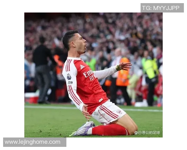 友谊赛阿森纳与巴黎圣日耳曼激战成平局补时进球引发全场狂欢集锦回顾